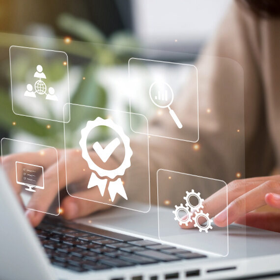 Agregue valor ao seu currículo profissional com a Certificação Oficial de uma marca reconhecida internacionalmente, desenvolvida por alguns dos profissionais ESG mais renomados e premiados do mundo.